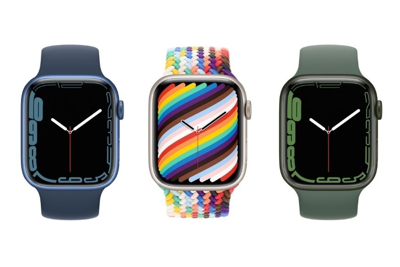 You can see the different colours of the Apple Watch Series 7.